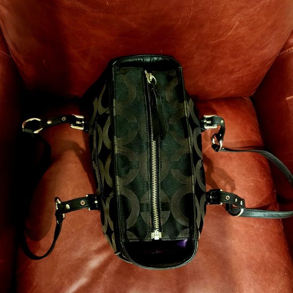 Black Coach Purse E1394-19404M - Picture 6 of 8